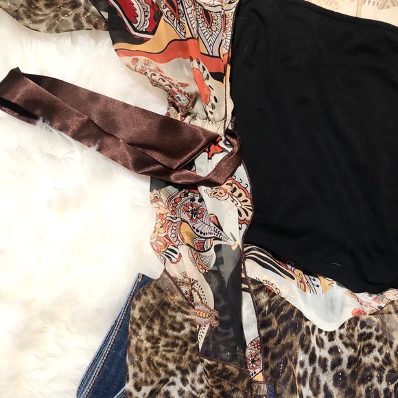 Single Front Tie Kimono*FINAL MARKDOWN* - Picture 2 of 6